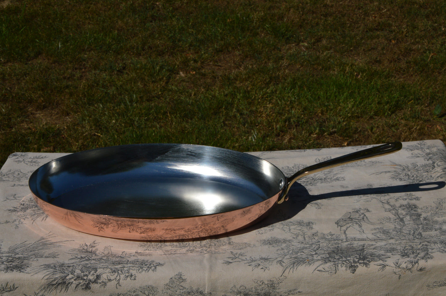 French Copper Skillet 1.4mm Rim 2mm Base Frying Fish Saute Pan Made in France Cooking Kitchen Decor Fry 35cm 14" Professional