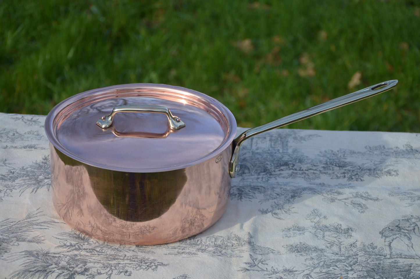Antique Villedieu Copper Saucepan with Lid, Restaurant Quality, 20cm