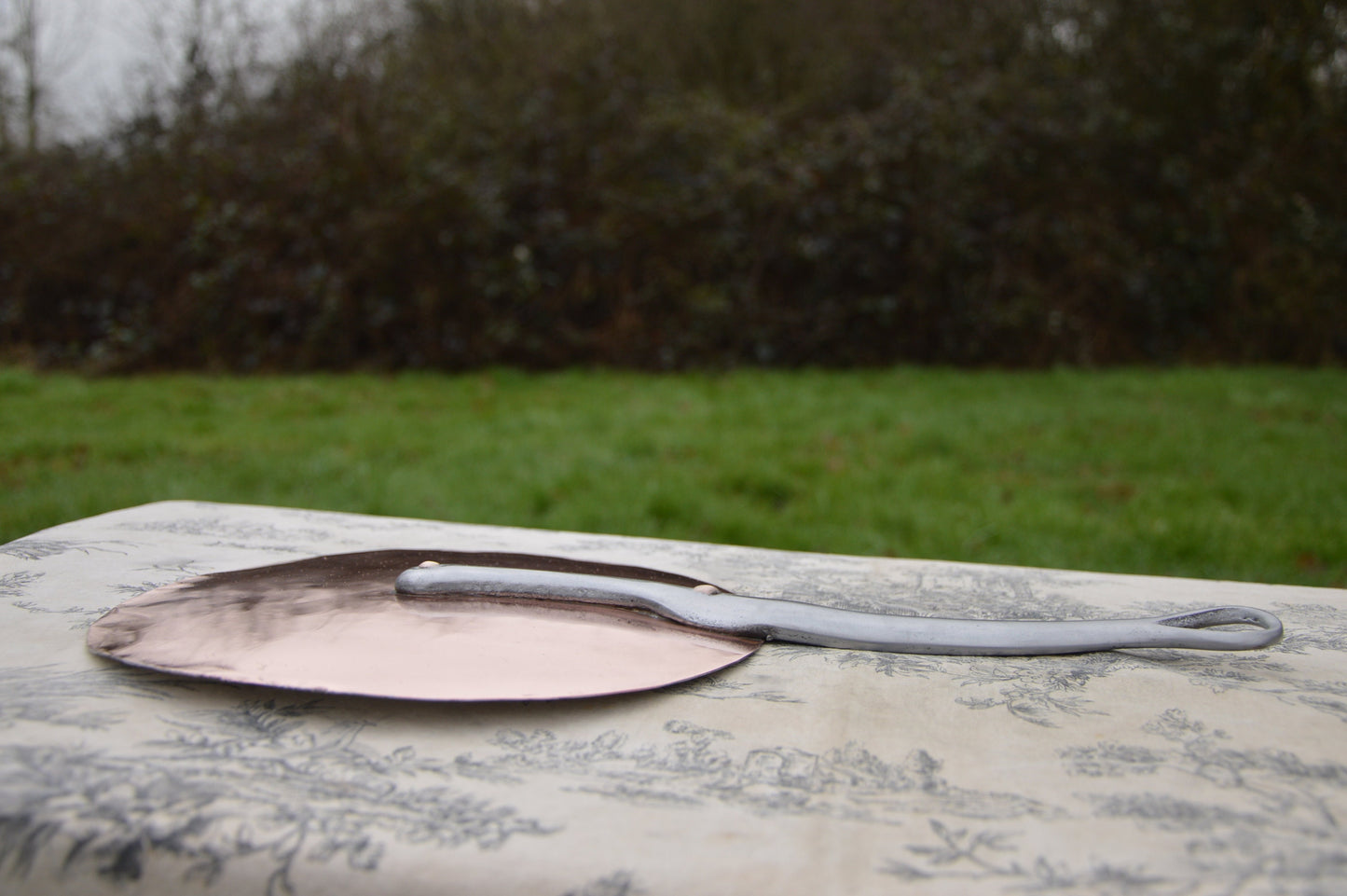 Antique French Copper Splash Lid: Normandy Kitchen Decor (23.5cm)