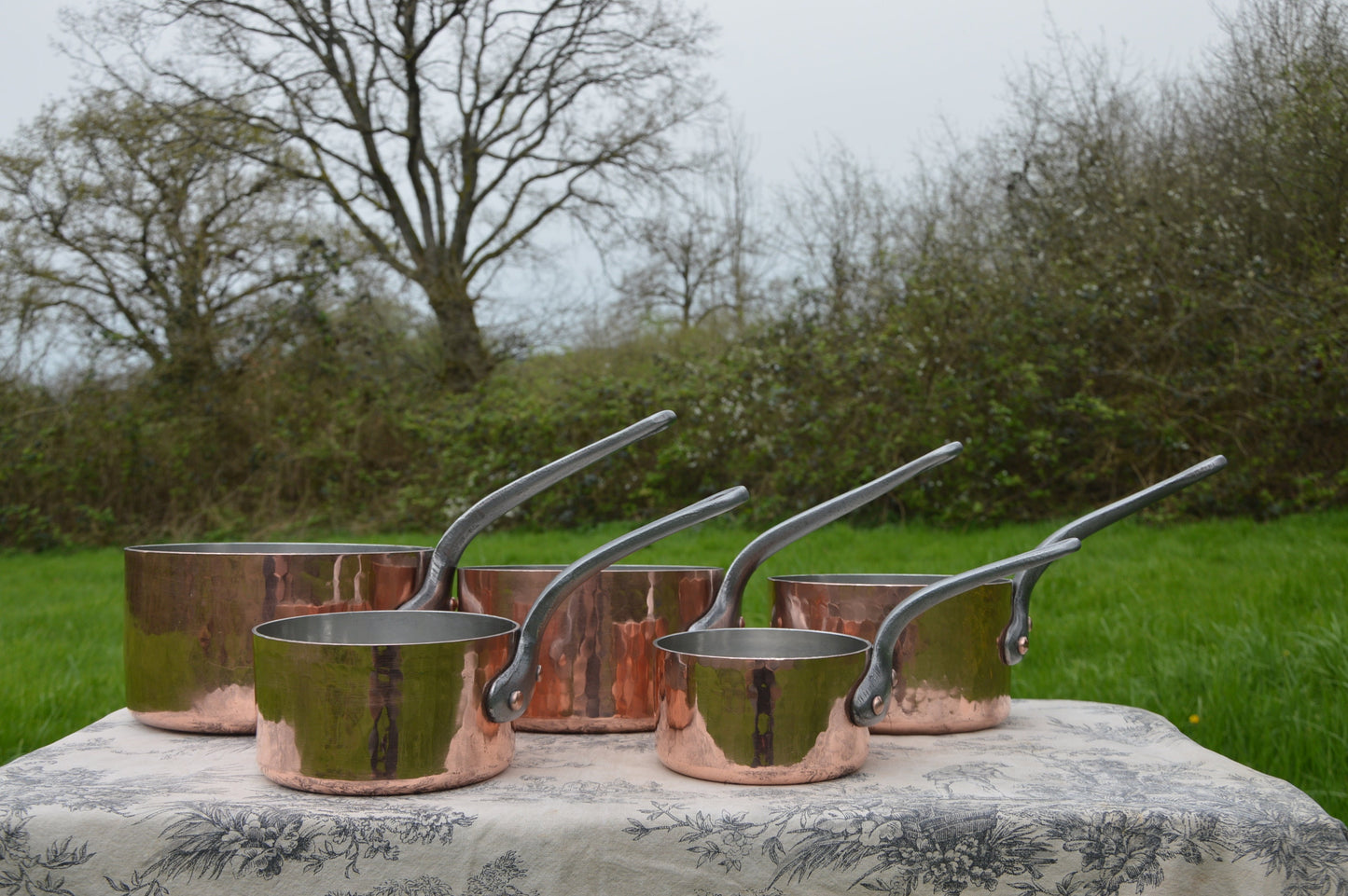 Copper Pans New Artisan Hand Wiped Tin Five 2.1-2.9mm Vintage French Set Graduated Made in France Unmarked Manufacture Fabulous Pans