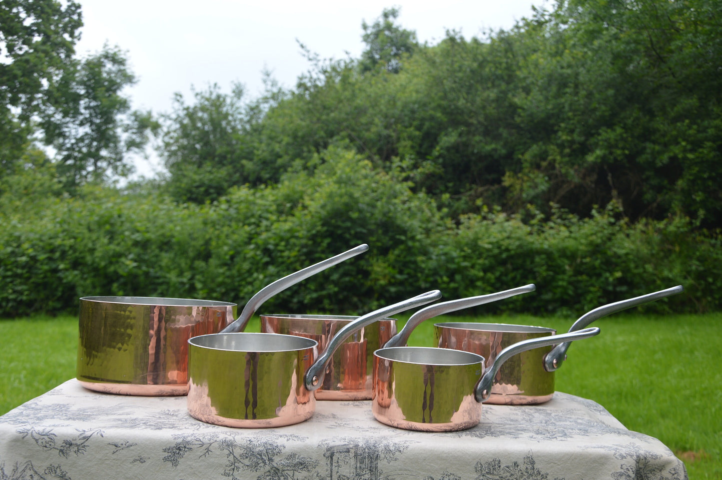 Copper Pans New Artisan Hand Wiped Tin Five 2.4-2.8mm Vintage French Set Graduated Made in France Stamped Villedieu Manufacture