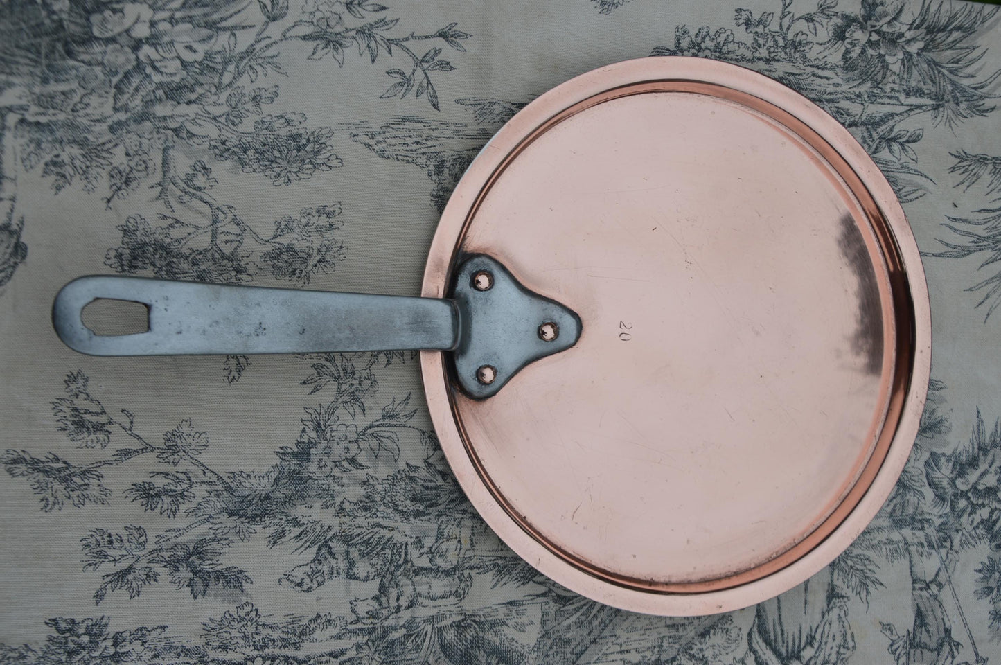 Antique Lid A La Menagere Paris French Copper Professional Saucepan Lid Cast Iron Handles Tin Lined Dents Fits 20cm Pan Couvercle a Degree