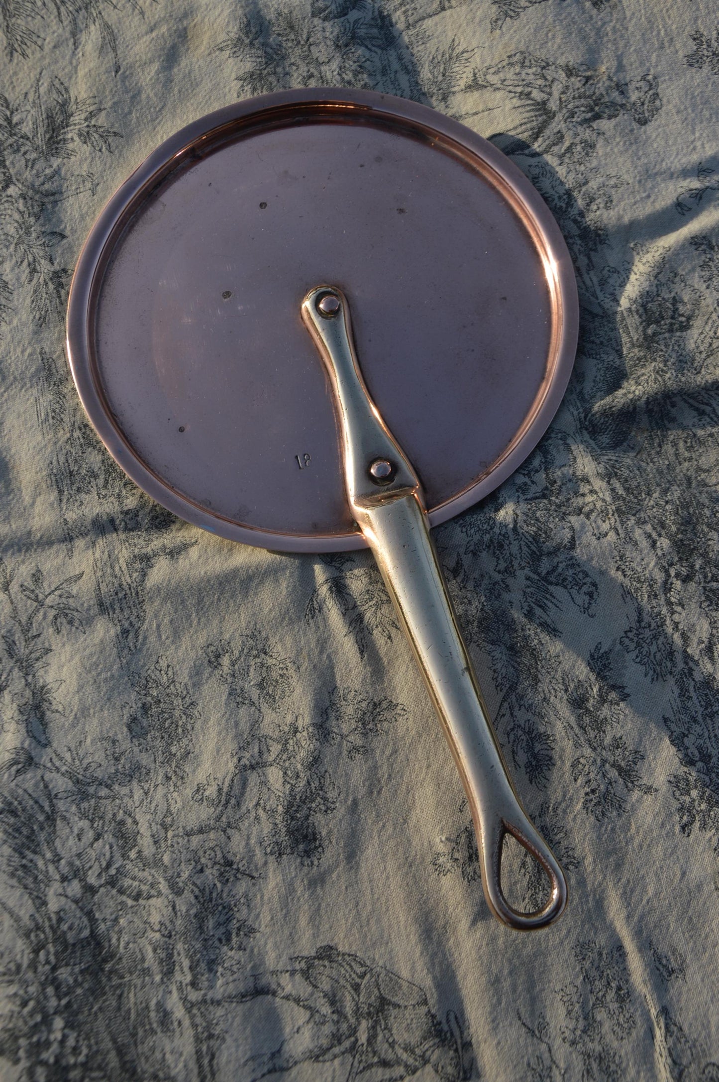Copper Pan Lid To Fit 18cm Quality New Hand Wiped Tin Lining Proud Copper Rivets Copper Pan Lid Stick Lid Lollipop Lid Bronze Handle Heavy
