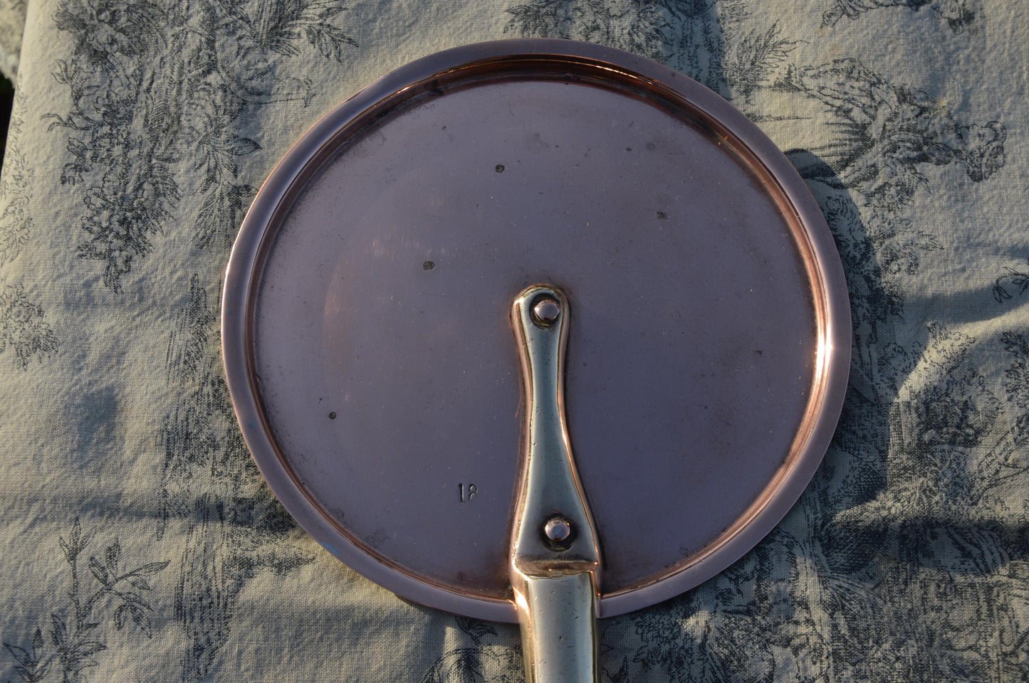 Copper Pan Lid To Fit 18cm Quality New Hand Wiped Tin Lining Proud Copper Rivets Copper Pan Lid Stick Lid Lollipop Lid Bronze Handle Heavy