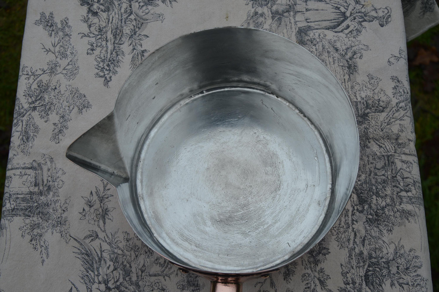 Antique Copper Sugar Pan: Tinned Chef Pâtissier Pan with Spout