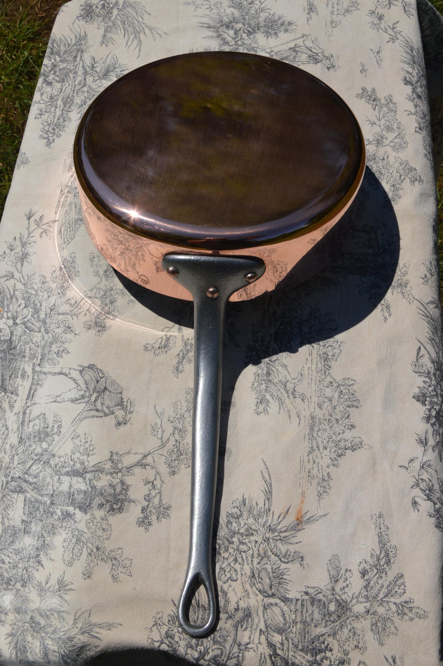 Vintage Serie Speciale Villedieu Copper Saute Pan: 24cm 9 1/2 inch French Cookware, Hand-Tinned