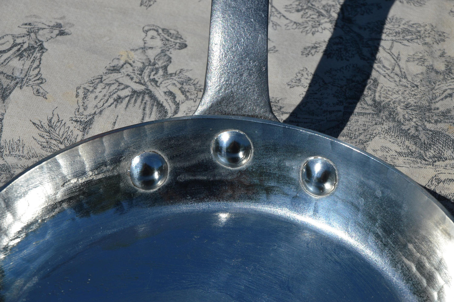 Vintage Copper Hammered Pan New Hand Wiped Tin France Made Frying Pan High Sides Saute Copper Rivets 1.8mm French Iron Handle Hammered
