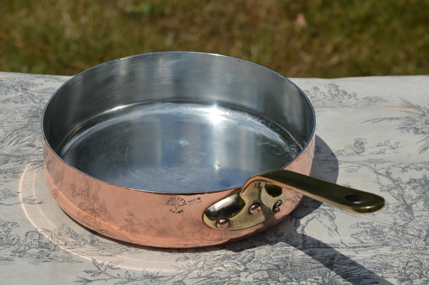 Chomette Favor 20cm 8" Vintage French Copper Professional Sauté Pan 1.8mm Cast Bronze Handle New Hand Wiped Tin Professional Saute Pan Dents