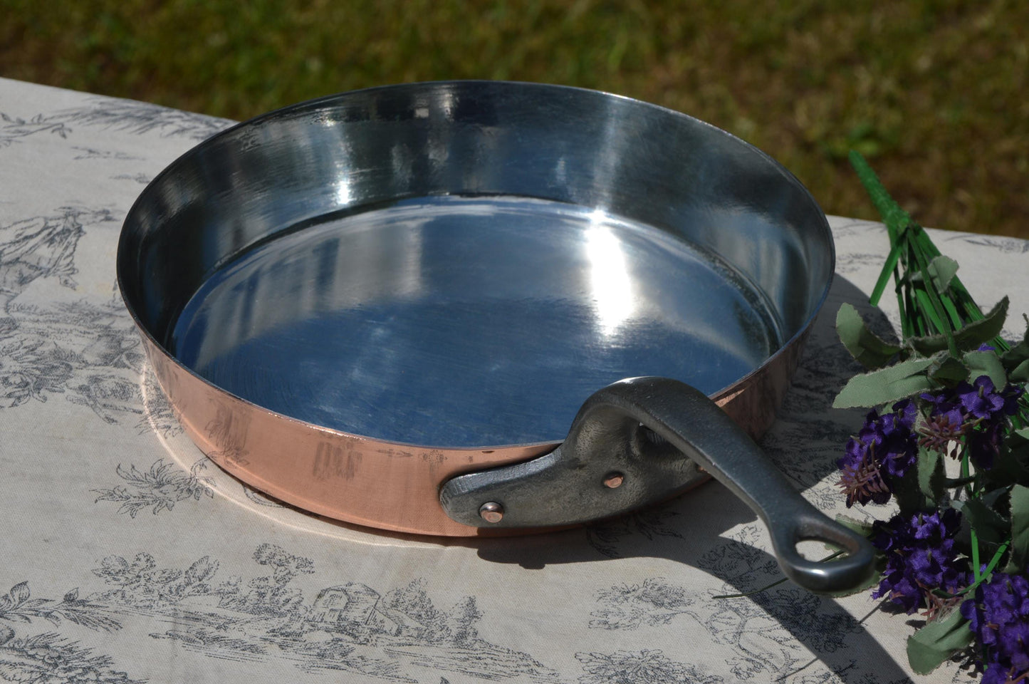 Antique Copper Saute Pan 1.5mm Rim 2mm Base 20cm 8 Inch French Professional Pot Iron Handle New Hand Wiped Tin Totally Refurbished Sauté