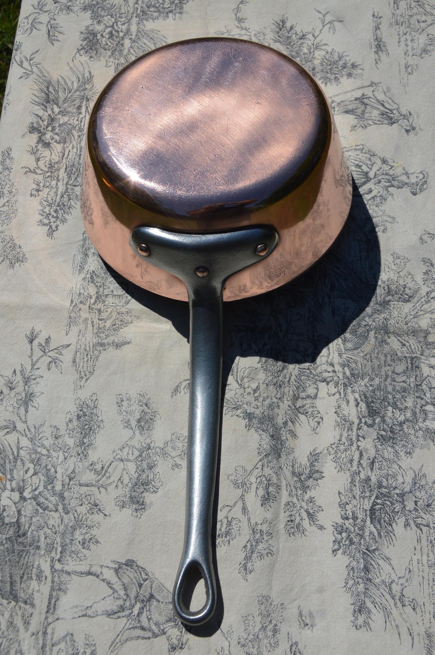 Copper Pan Metaux Ouvres 2.2mm Made in France French Nickel Lined Pan Copper Fry Sauteuse Evasee Cast Iron Handle Steel Rivets