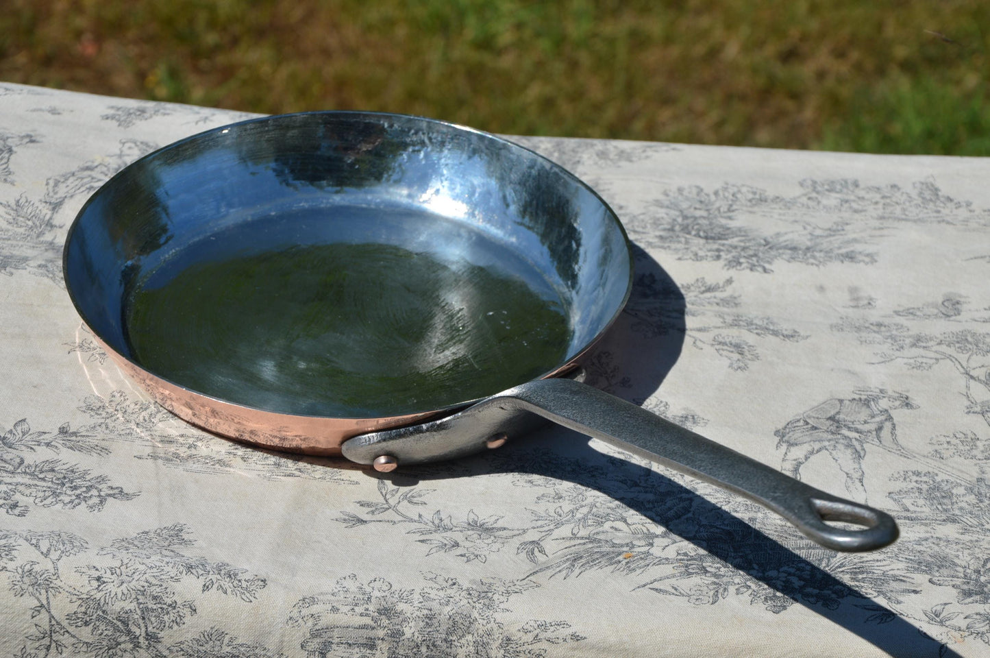 Vintage Copper Hammered Pan New Hand Wiped Tin France Made Frying Pan High Sides Saute Copper Rivets 1.8mm French Iron Handle Hammered