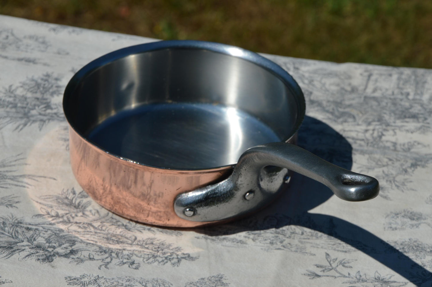 Bourgeat Saute Stainless Steel and Copper Vintage 2.5mm Copper Frying Pan Copper Sauté Iron Handle Professional Pan French Copper Pan