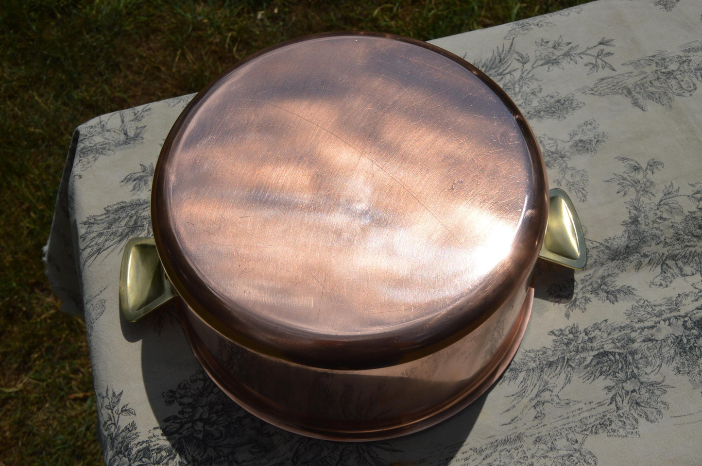 Lecellier Copper Casserole Faitout Round Pot French Copper Dutch Oven Lid 1.5mm 22cm 8 5/8" Good Condition New Hand Wiped in-House Tin