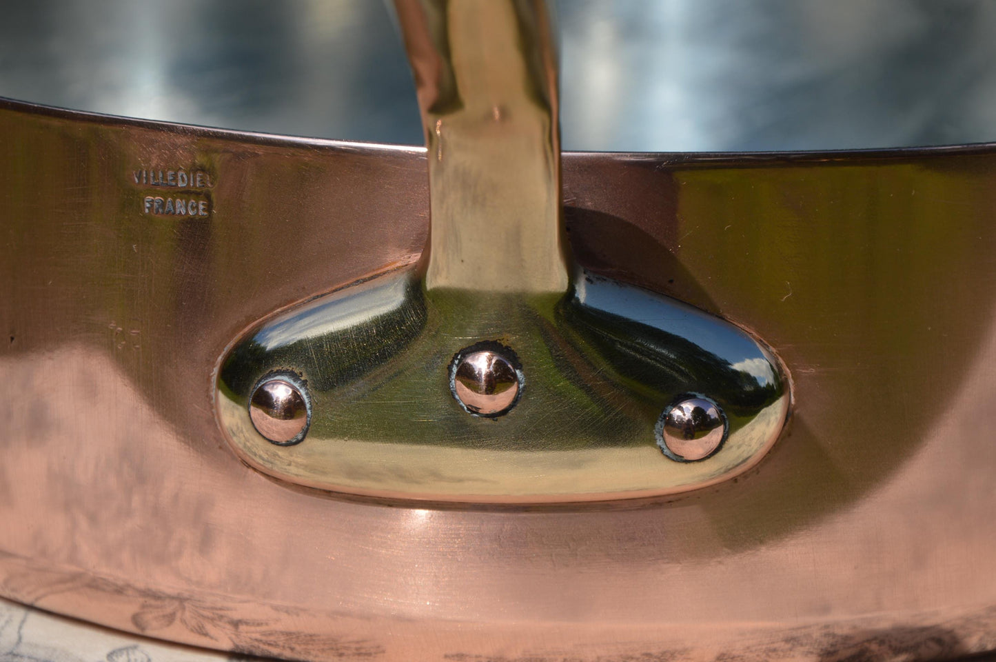 Villedieu Copper Saute Pan 24cm 9 1/2" New Hand Wiped Tin 1.5MM French Sauté Poele Bronze Handle 24cm 9 1/2" Vintage Fry Pan High Sided Pot