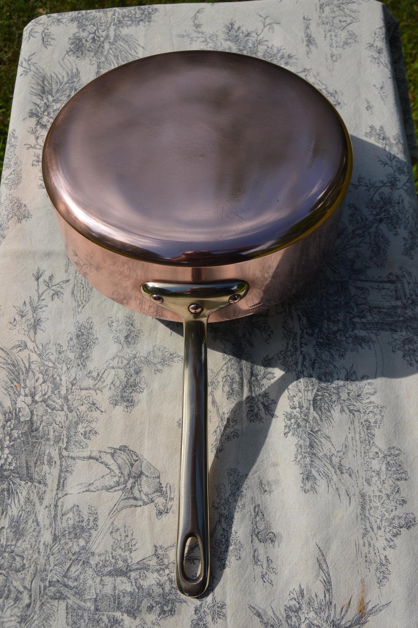 Villedieu Copper Saute Pan 24cm 9 1/2" New Hand Wiped Tin 1.5MM French Sauté Poele Bronze Handle 24cm 9 1/2" Vintage Fry Pan High Sided Pot