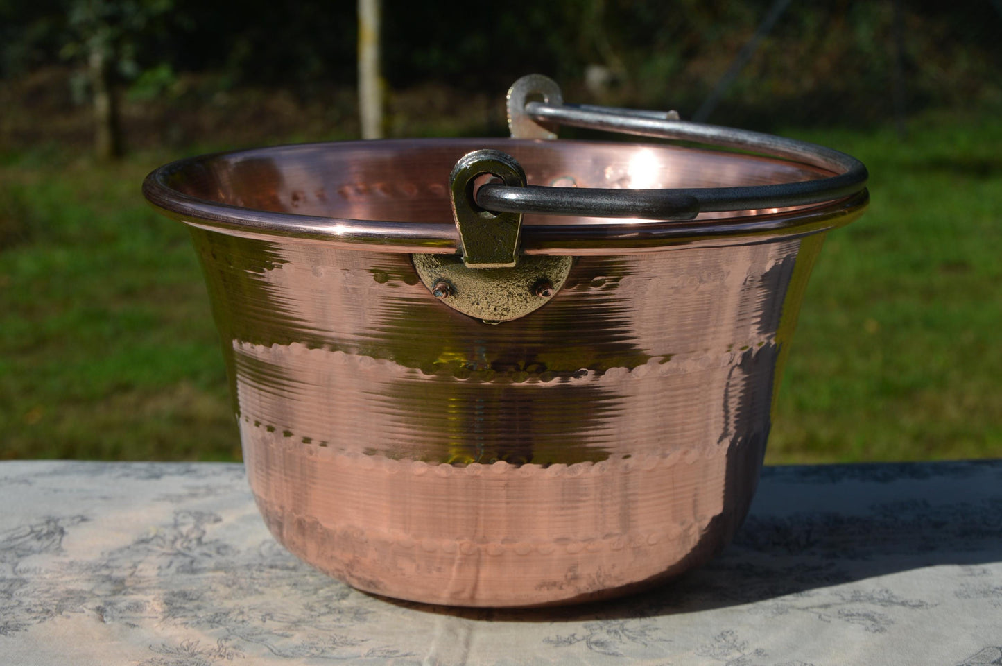 Vintage French Copper Jam Cauldron: Hand Hammered Pot with Iron Handle