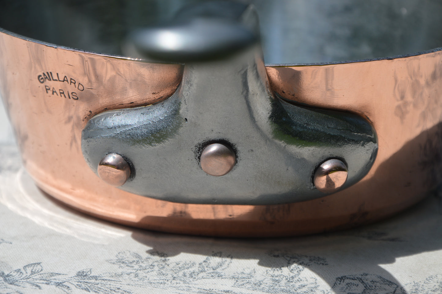 Gaillard Paris Copper Pan Sauteuse Evasee Windsor 2.4mm 18 cm 7" Vintage French Stamped Professional Cast Iron Handle New Hand Wiped Tin