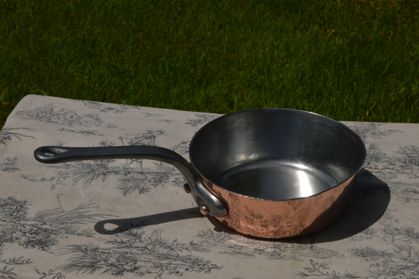 Gaillard Paris Copper Pan Sauteuse Evasee Windsor 2.4mm 18 cm 7" Vintage French Stamped Professional Cast Iron Handle New Hand Wiped Tin