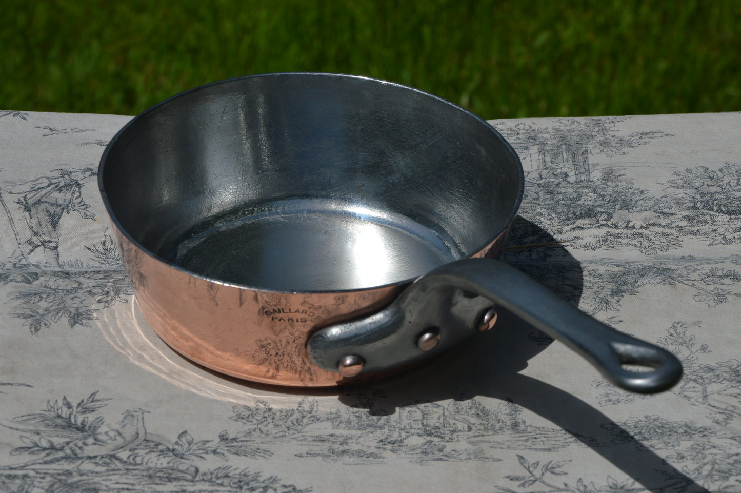 Gaillard Paris Copper Pan Sauteuse Evasee Windsor 2.4mm 18 cm 7" Vintage French Stamped Professional Cast Iron Handle New Hand Wiped Tin