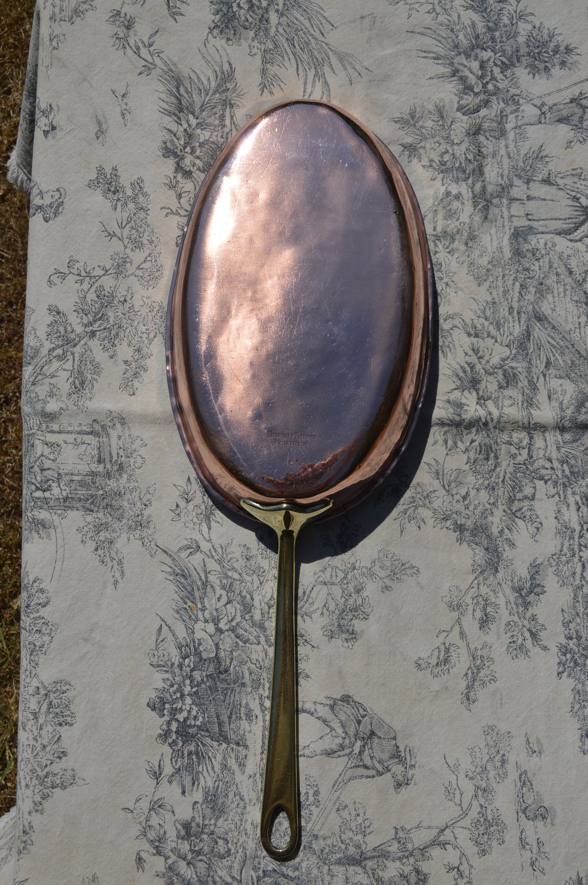 Poêle en cuivre Gebruder Hepp 26 cm 10 1/4 pouces Cuivre allemand ancien Poêle à poisson restaurée