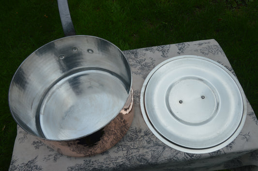 Mauviel Copper Pot: 28cm Hammered Saucepan, Cast Iron Handle. 3mm