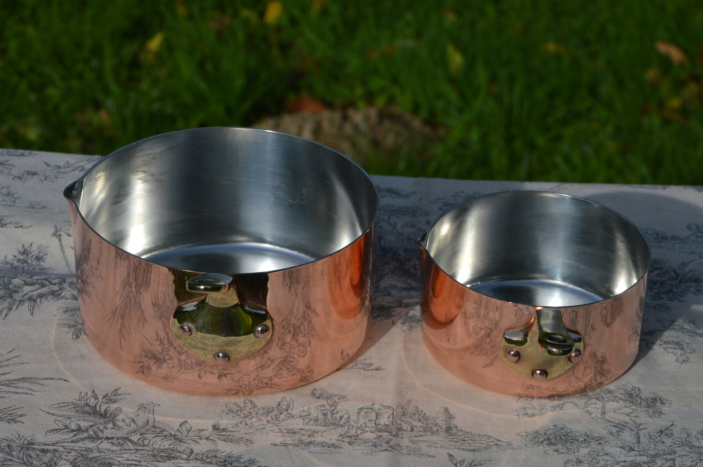 Two Copper Saucepans With Pouring Lips New Hand Wiped Tin 12cm and 16cm Bronze Handles Copper Rivets Superb Chef Pair