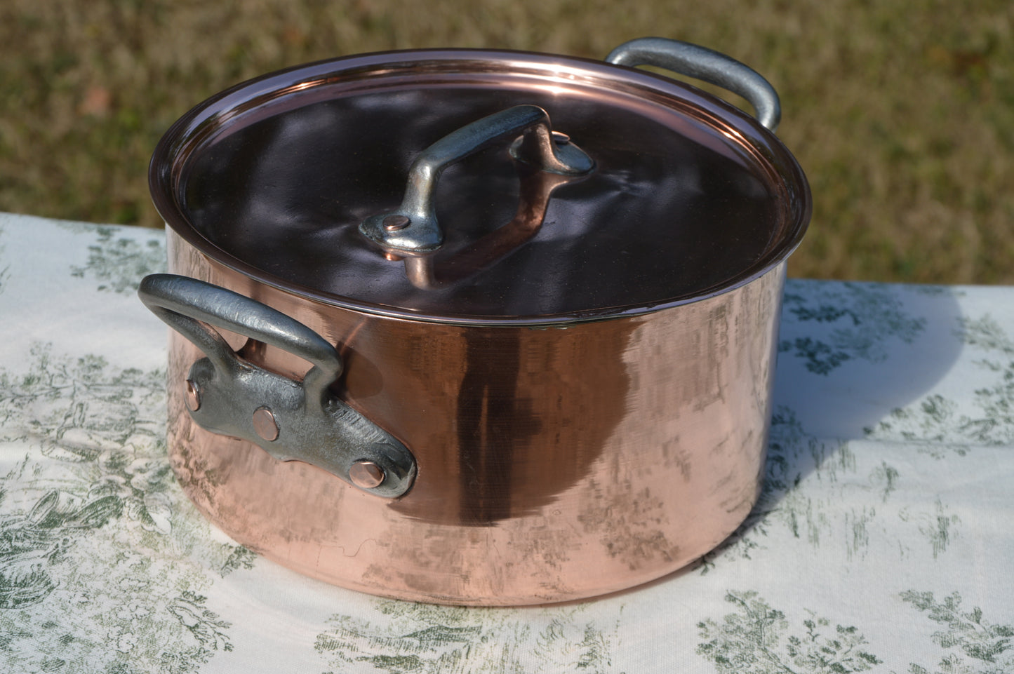 Vintage French Copper Casserole Pan Pot Round  Dutch Oven New Bill Cox Hand Wiped Tin France Made 2.3mm Faitout Pot 22.5cm 8 7/8