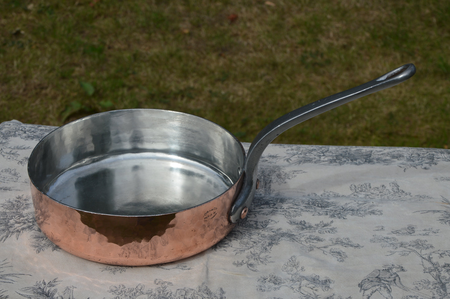 Copper Saute 2.7mm 24cm 9 1/2" New Bill Cox Tin Mora et Cie Villedieu Made Refurbished Thick Copper Fry Skillet Iron Handles