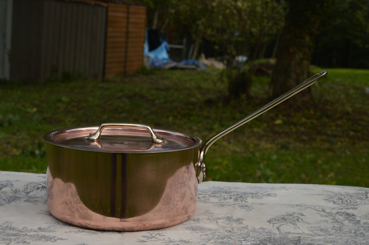 Vintage Copper Pan 18cm 7" French Professional Pot Saucepan New Atelier du Cuivre Tin 1.8mm Bronze Handle Edge Dent and Lid