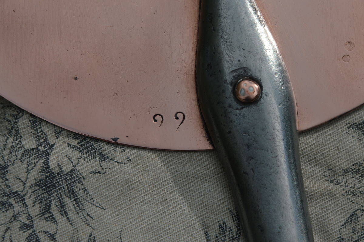 Copper Antique French Copper Lid 23cm 9 " 719g 1lb 9.4ozs New Tin Splash Lid Saucepan Lid Iron Handle Normandy Couvercle Plat
