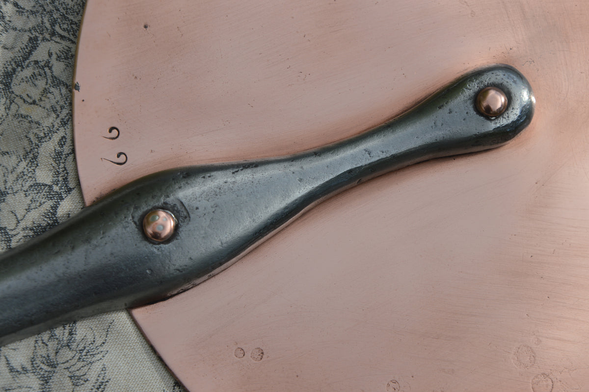 Copper Antique French Copper Lid 23cm 9 " 719g 1lb 9.4ozs New Tin Splash Lid Saucepan Lid Iron Handle Normandy Couvercle Plat