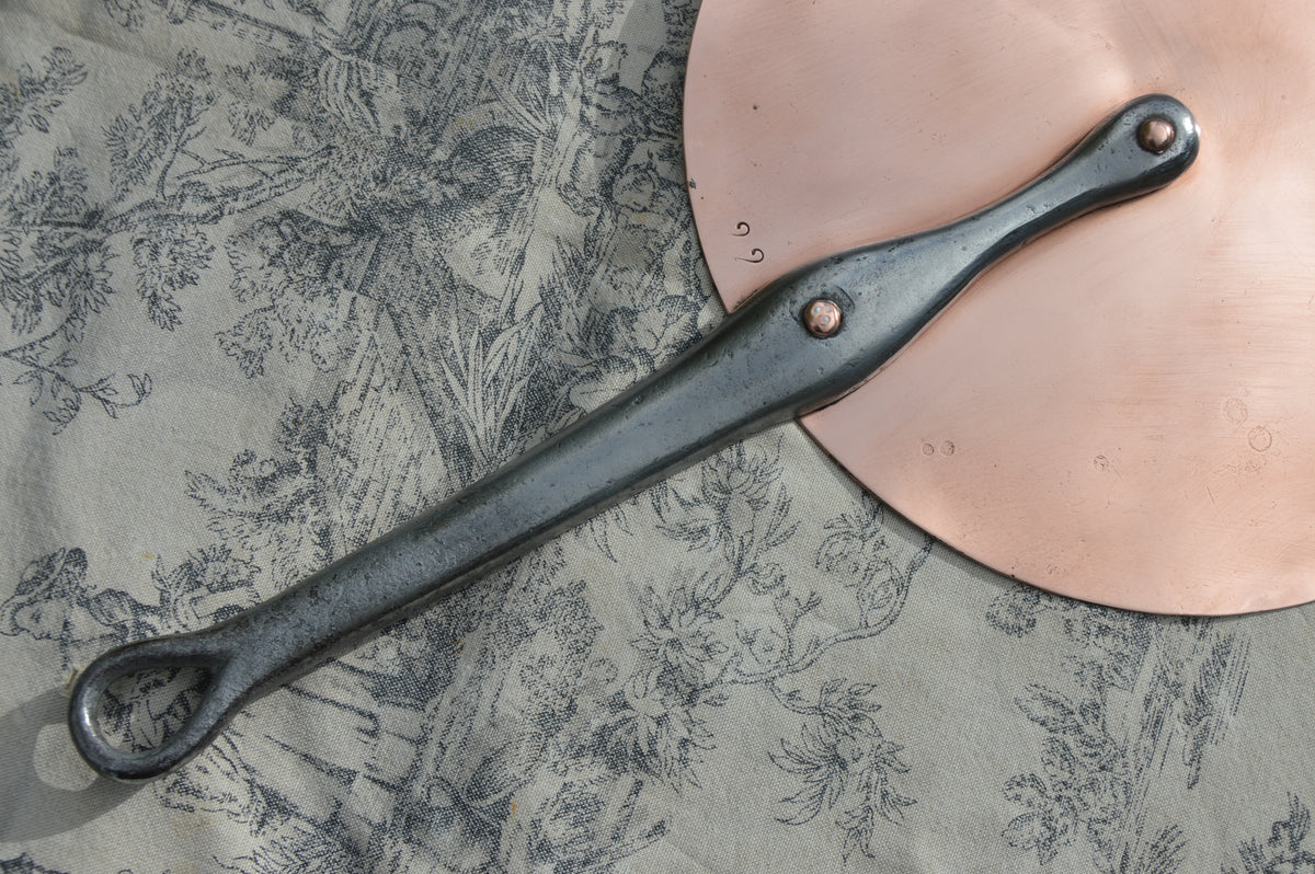 Copper Antique French Copper Lid 23cm 9 " 719g 1lb 9.4ozs New Tin Splash Lid Saucepan Lid Iron Handle Normandy Couvercle Plat