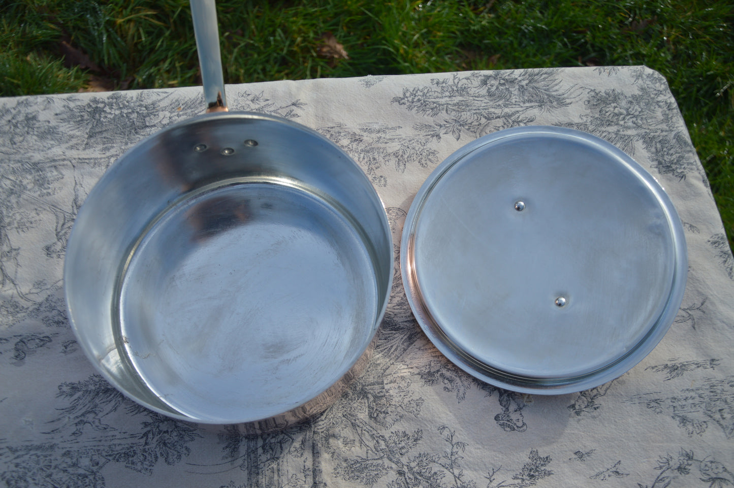 Antique Villedieu Copper Saucepan with Lid, Restaurant Quality, 20cm