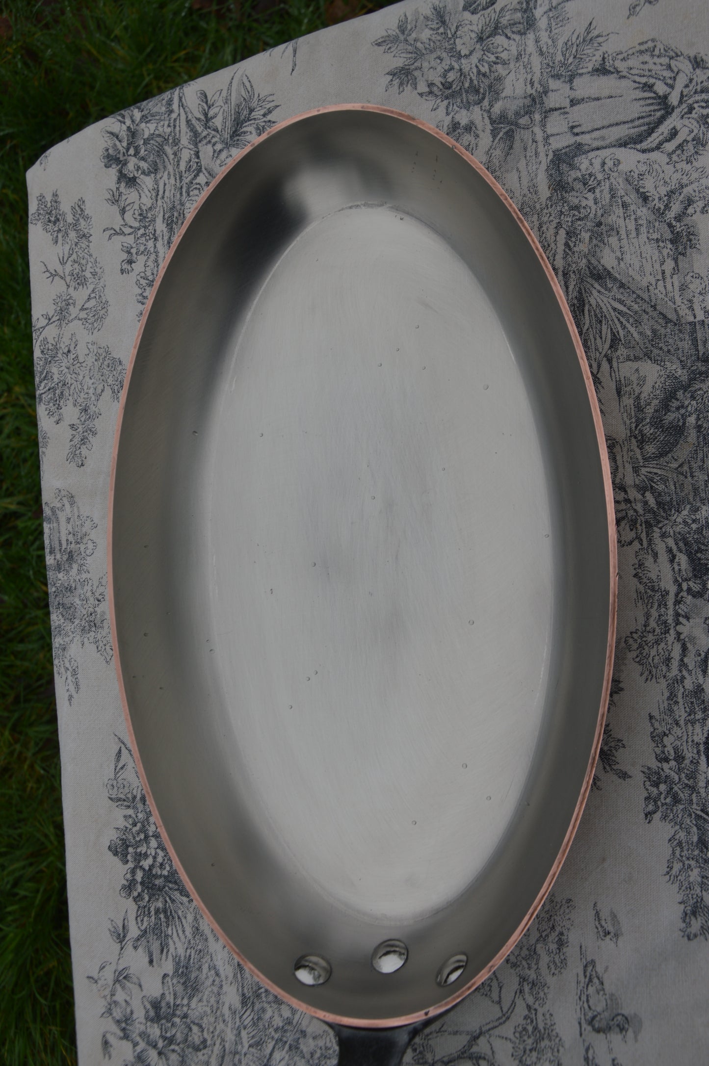 Vintage Copper Sauteuse Pan: 2.7mm Nickel Lined, Cast Iron Handle, Hotel Quality