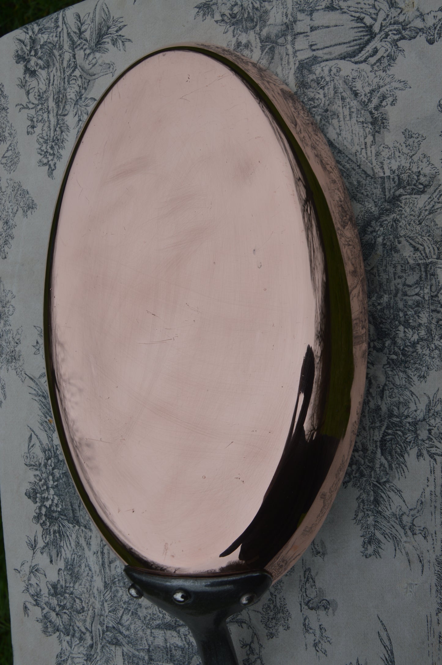 Vintage Copper Sauteuse Pan: 2.7mm Nickel Lined, Cast Iron Handle, Hotel Quality