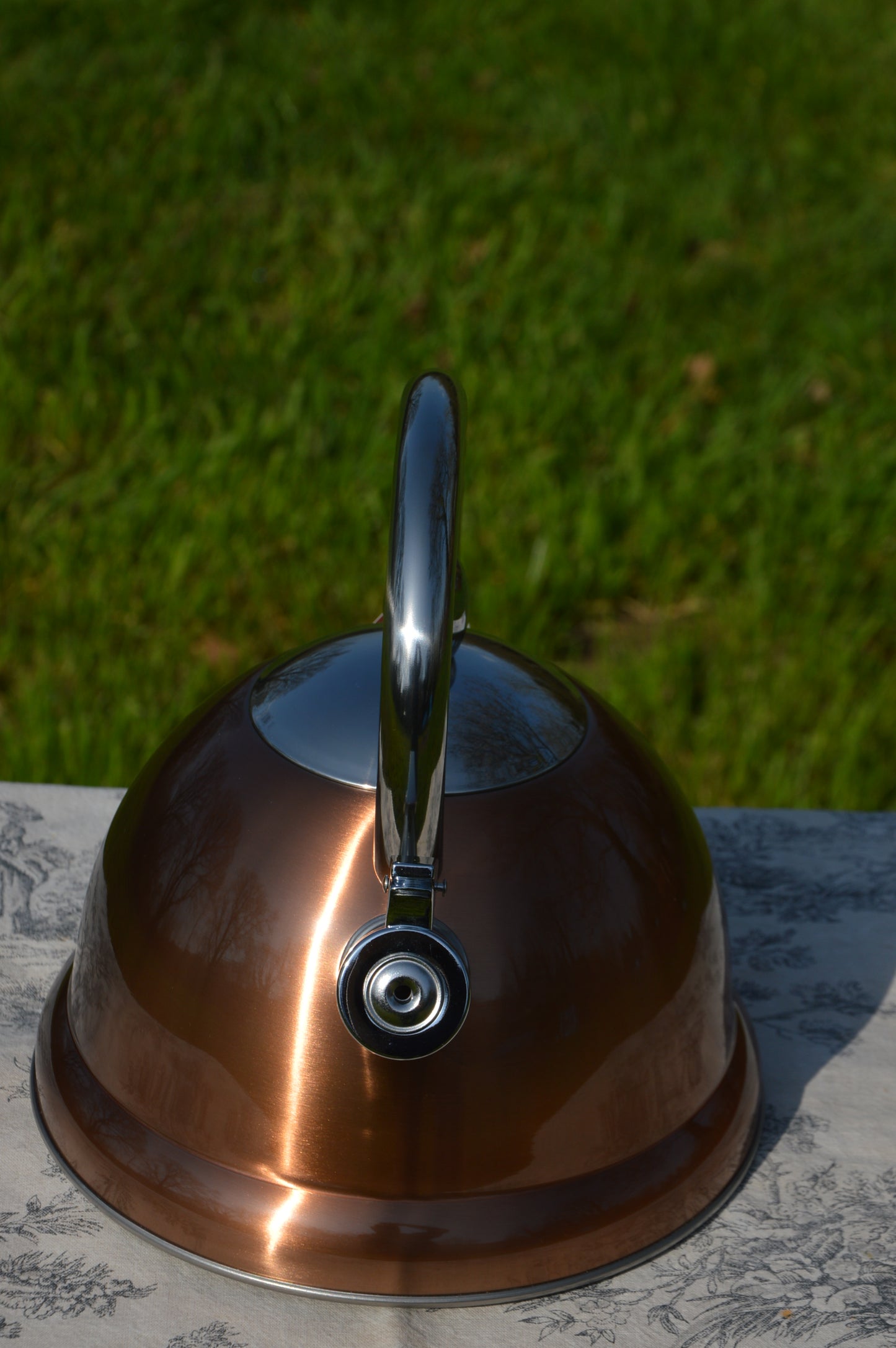 NKC Copper Kettle with Whistle 2.7 litres