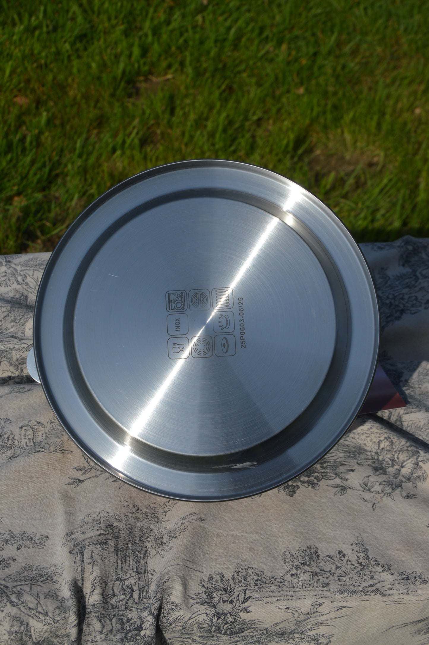 NKC Copper Kettle with Whistle 2.7 litres