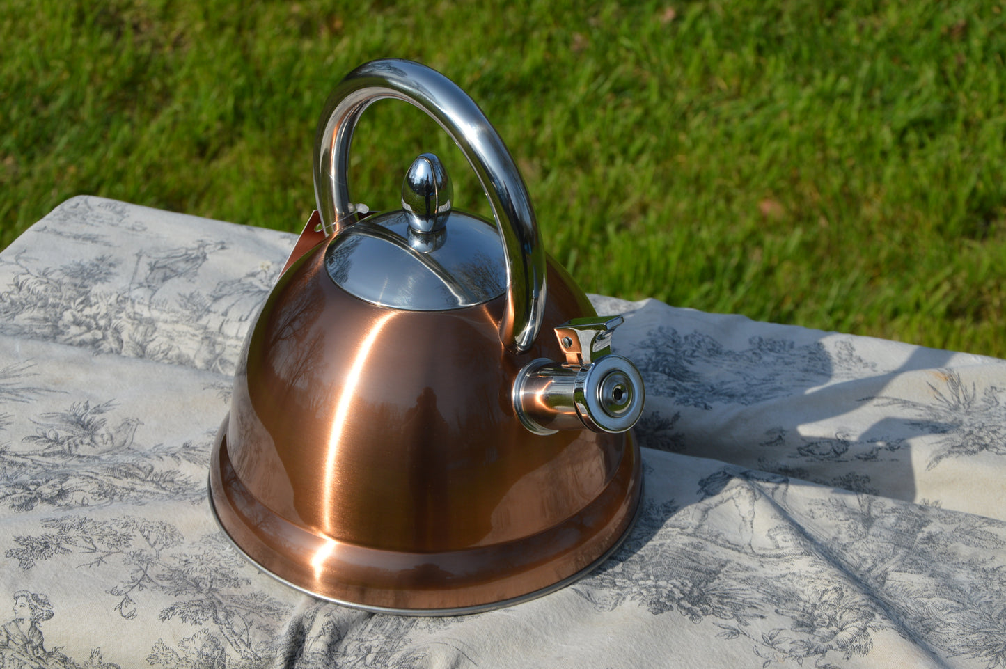 NKC Copper Kettle with Whistle 2.7 litres