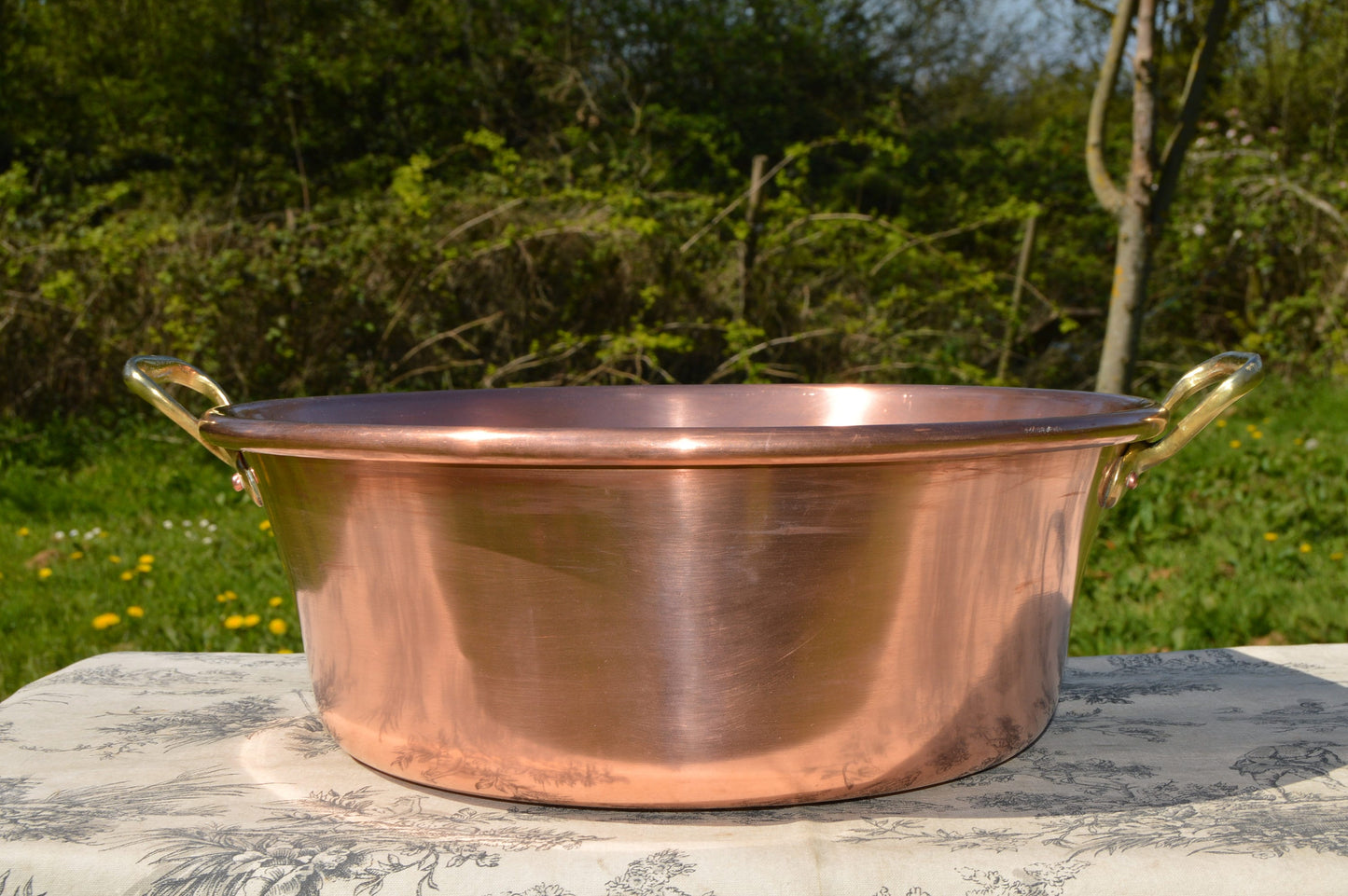 Antique Copper Profesional Jam Jelly Pan 38 cm Rolled Top 2.4 kilos 5 lbs 4.7 oz Copper Cast Bronze Handles Normandy Kitchen Beautiful