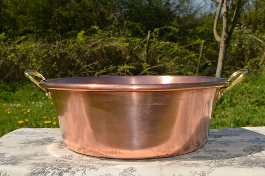 Antique Copper Profesional Jam Jelly Pan 38 cm Rolled Top 2.4 kilos 5 lbs 4.7 oz Copper Cast Bronze Handles Normandy Kitchen Beautiful