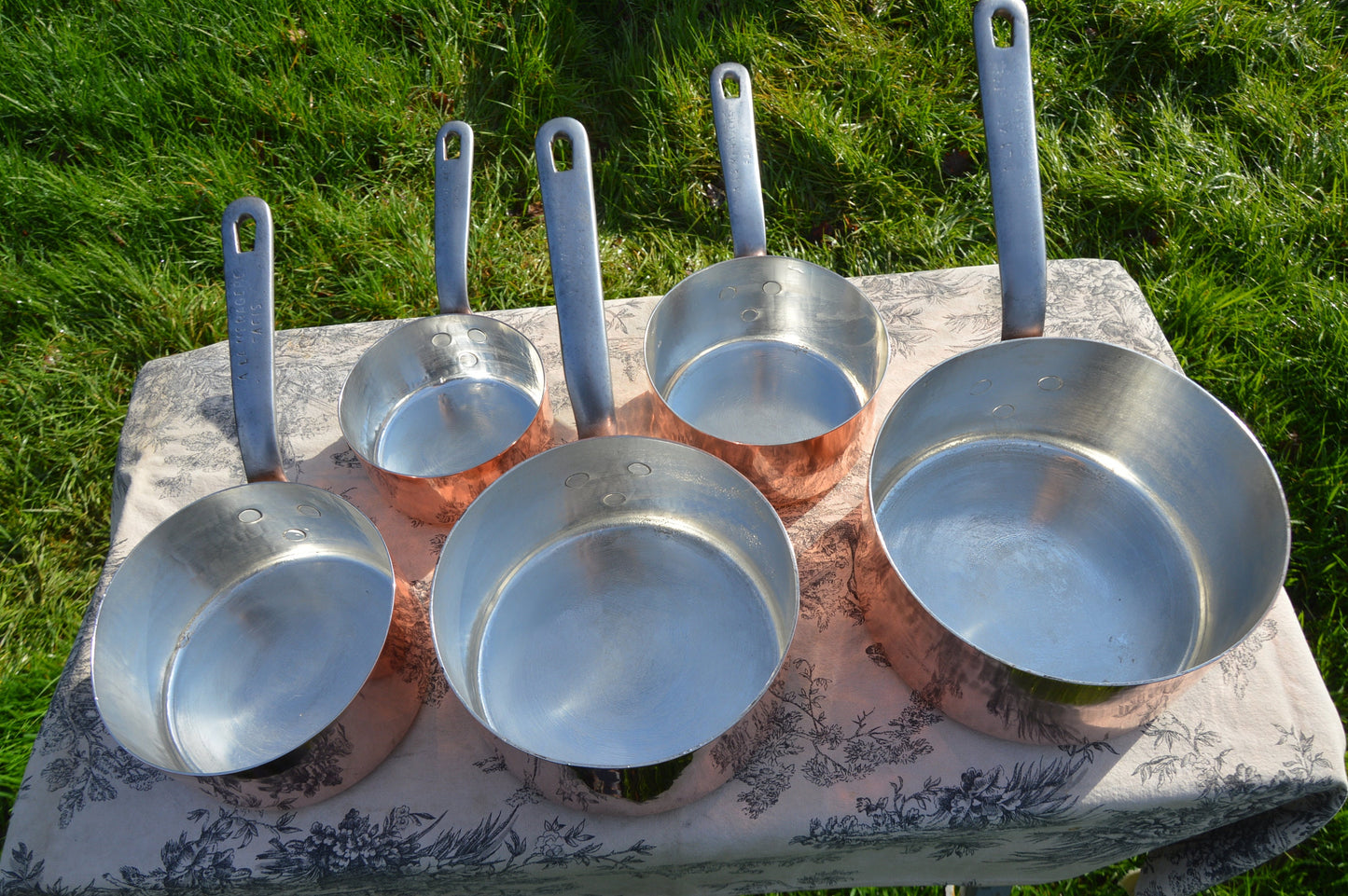 A La Menagere Set Five Copper Saucepans New Tin Antique French Professional Hand Raised Pots 1.2-1.6mm Forged Iron Handle  by NKC