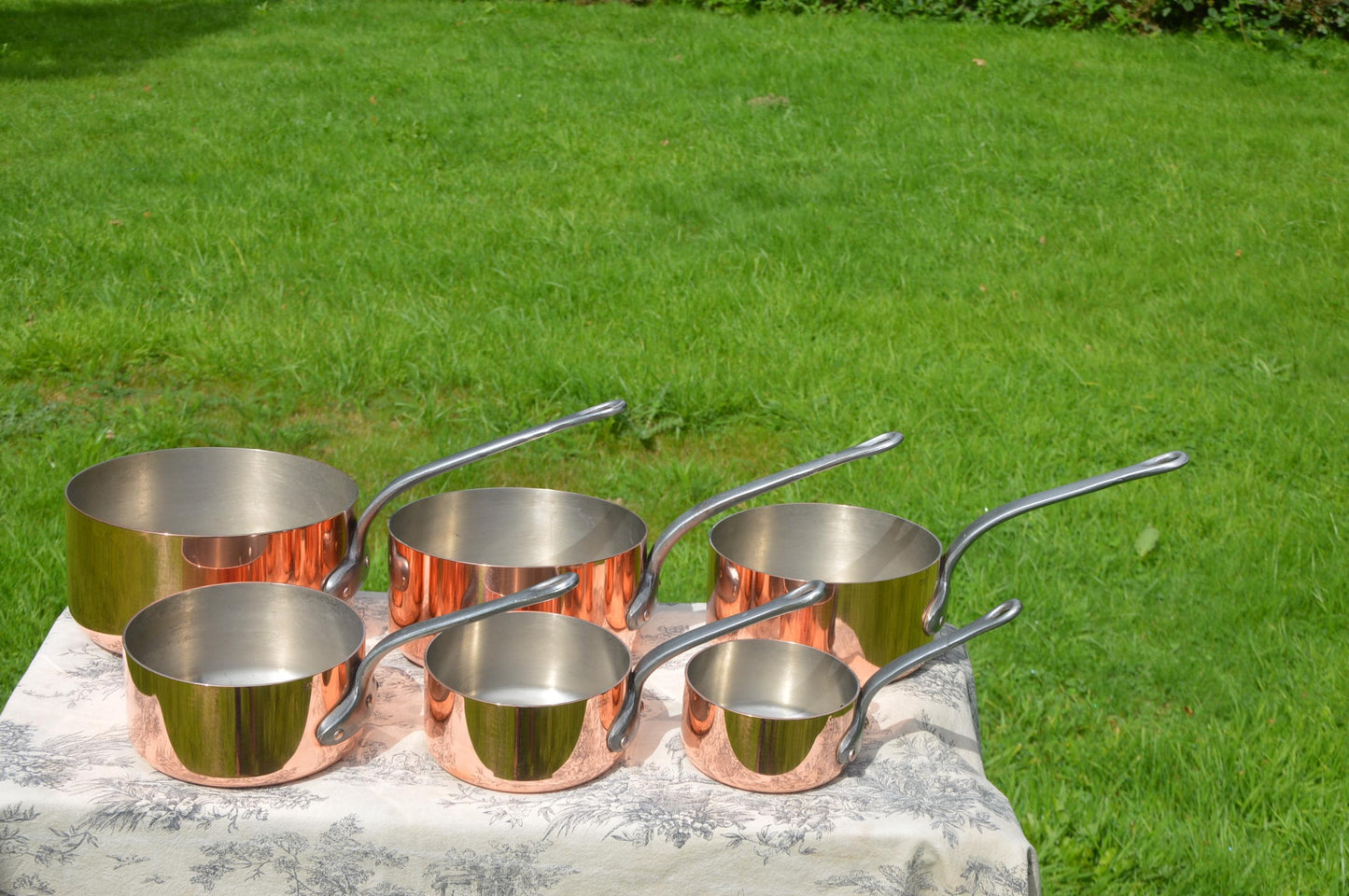 Copper Pans Vintage French 1.9-2.1mm Five Graduated Commercial Quality Copper Rivets Nickel Lined Robust Restaurant Catering Pans