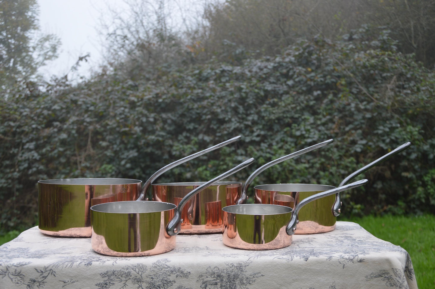 Havard of Villedieu Copper Pans New Hand Wiped Tin Lined Artisan Five 1-1.5mm Vintage French Professional France Made Graduated Pots Handle