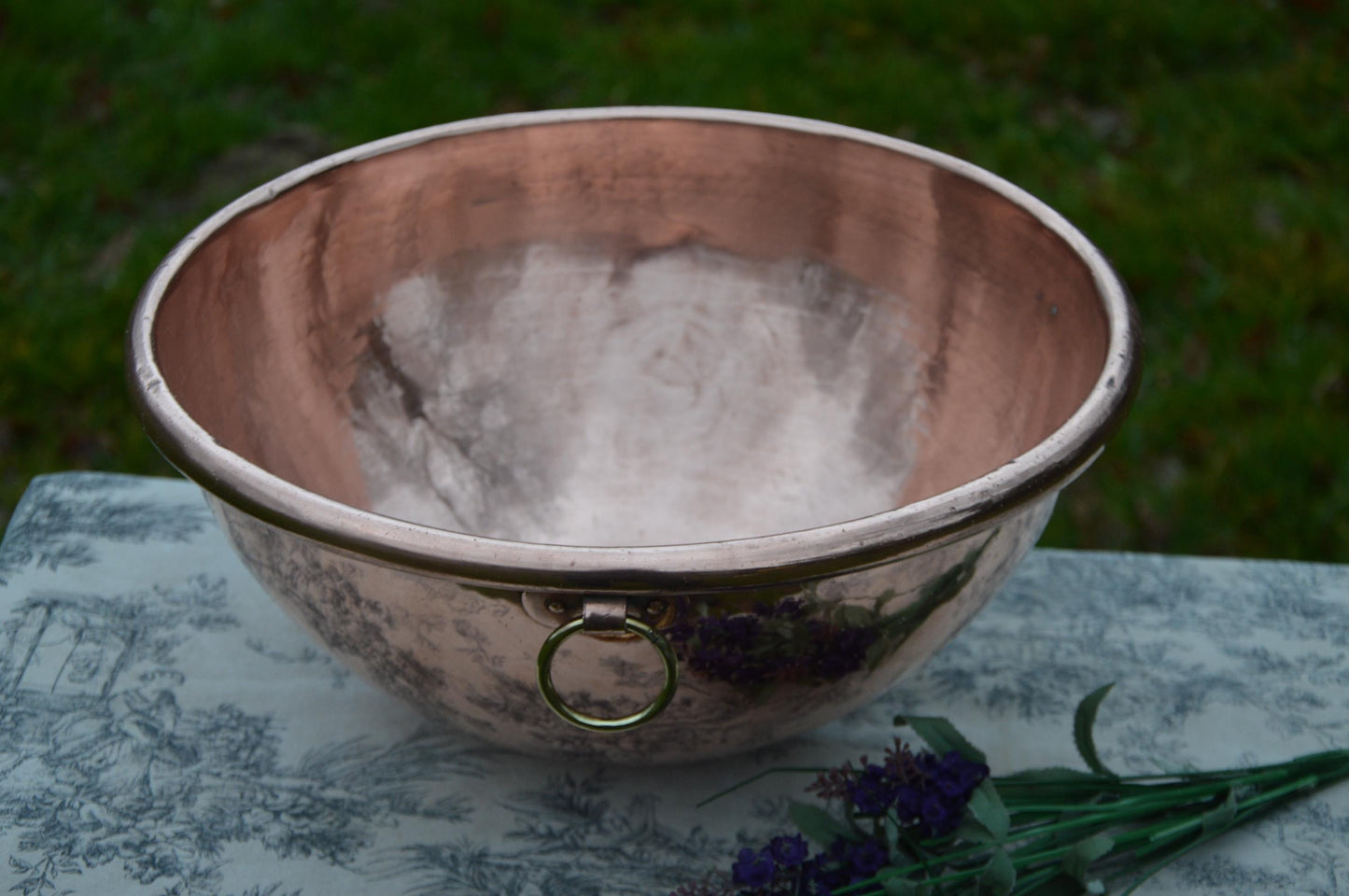Large Antique French Copper Mixing Bowl: Kitchen Cuisine Decor 15 inch 38cm