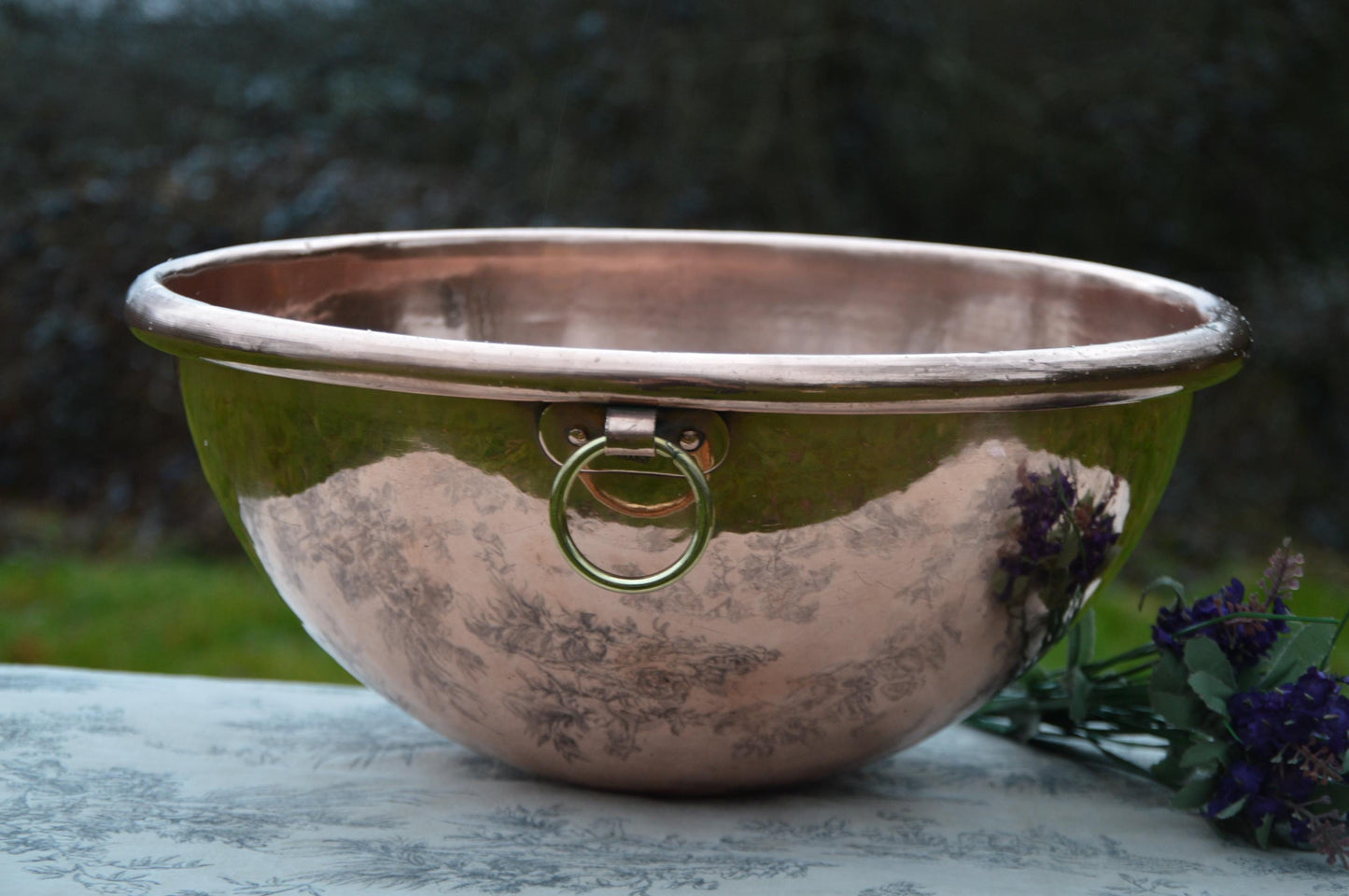 Large Antique French Copper Mixing Bowl: Kitchen Cuisine Decor 15 inch 38cm