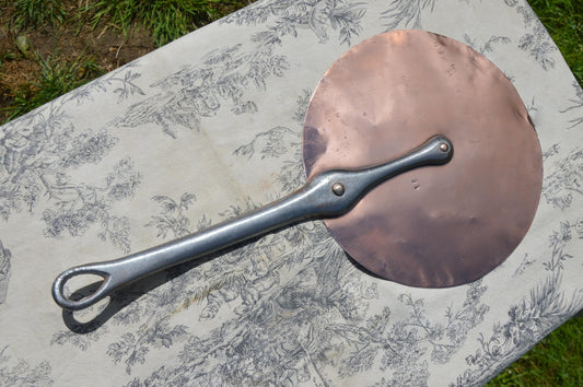 Stick Lid Antique French Hammered Copper 23.2cm 9 1/8" New Tin 668 grams 1lb 7.6 oz Splash Lid Copper Rivets Forged Iron Handle