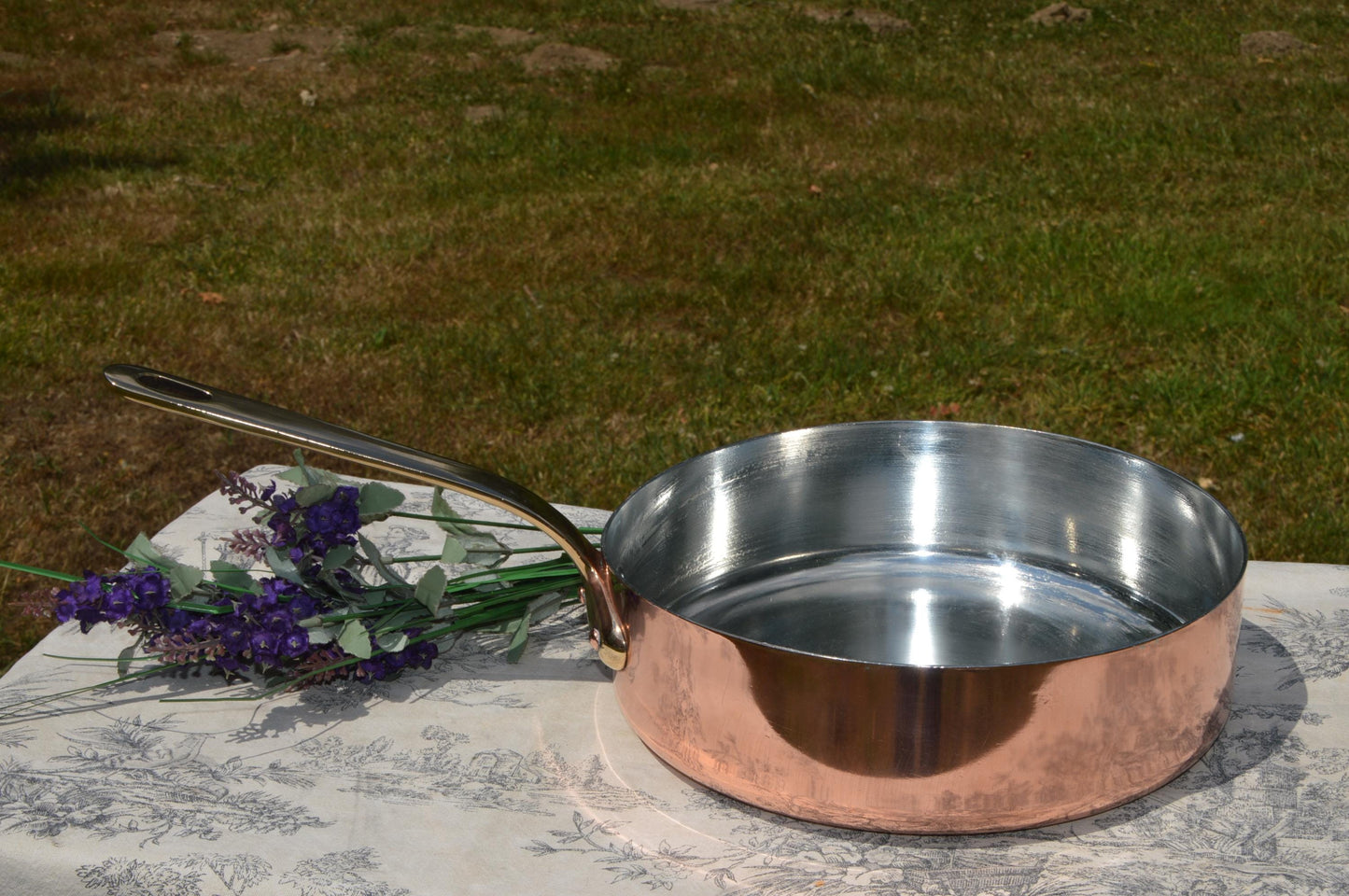 Chomette Favor 24cm 9 1/2" Vintage French Copper Professional Saute Pan 1.6mm Cast Bronze Handle New In-House Tin Professional Saute Pan