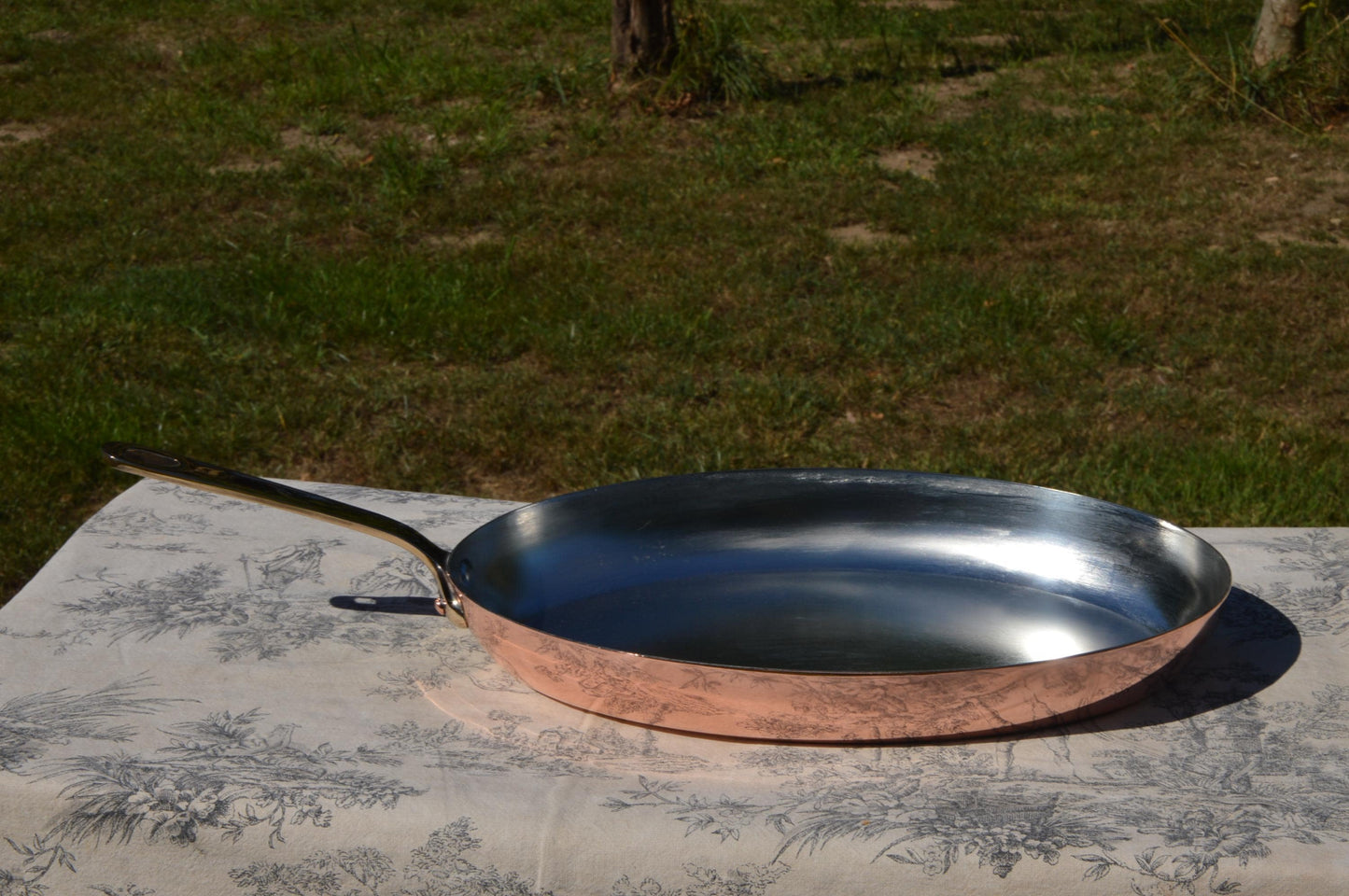 French Copper Skillet 1.4mm Rim 2mm Base Frying Fish Saute Pan Made in France Cooking Kitchen Decor Fry 35cm 14" Professional