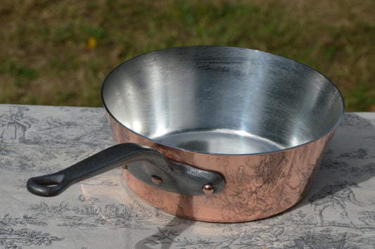 Antique French Copper Sauteuse Pan: Windsor 9" (23cm), New Tin Lining