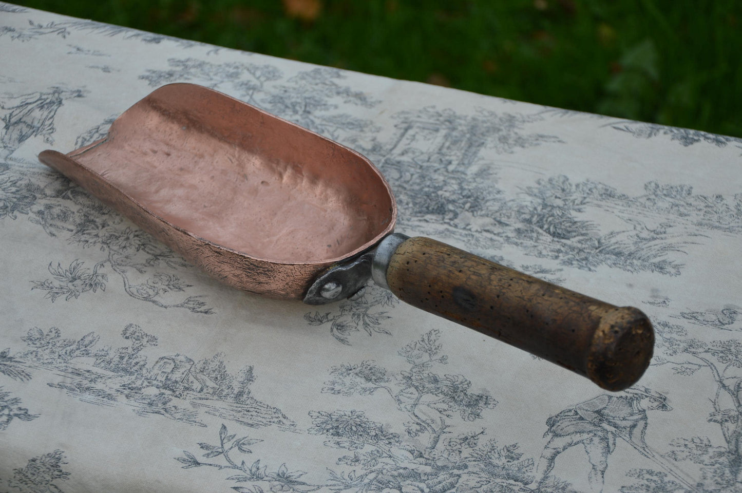 Antique Copper Scoop Pan Wooden Round Handle Traditional Manufacture